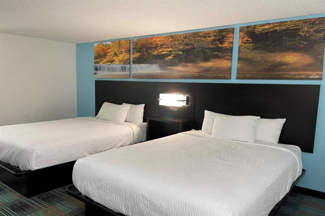 Days Inn By Wyndham Calhoun Ga I-75 And Us-41 Extérieur photo