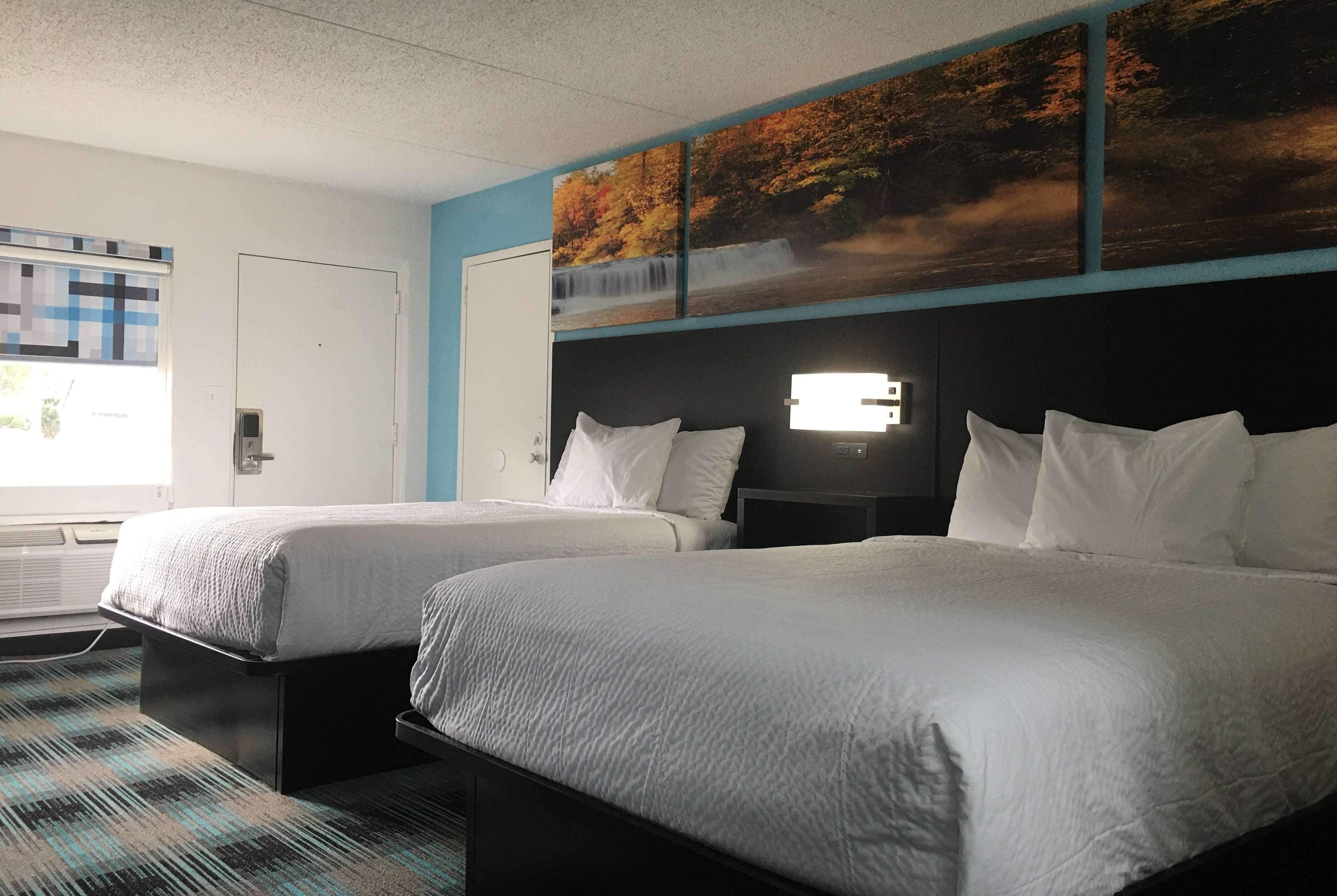 Days Inn By Wyndham Calhoun Ga I-75 And Us-41 Extérieur photo