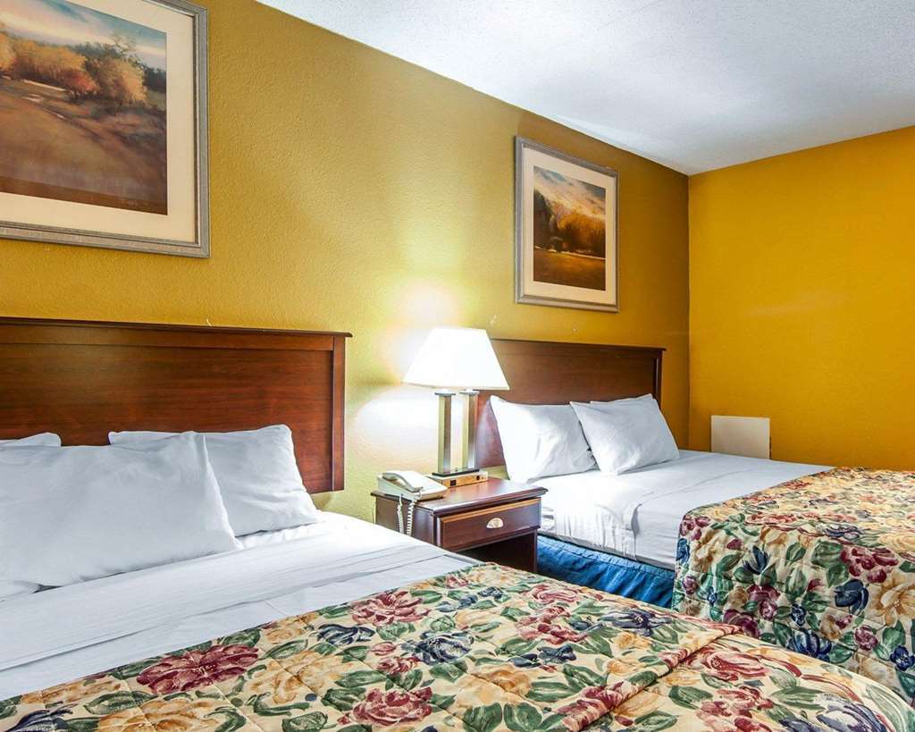 Days Inn By Wyndham Calhoun Ga I-75 And Us-41 Chambre photo