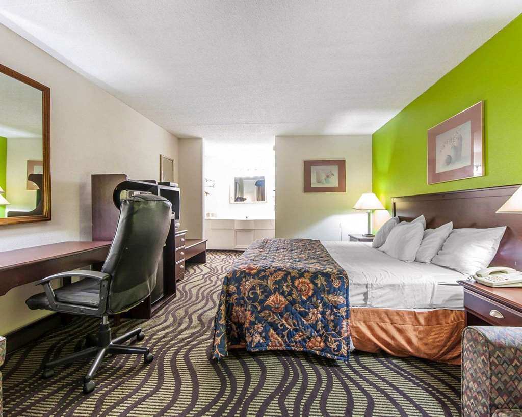 Days Inn By Wyndham Calhoun Ga I-75 And Us-41 Chambre photo